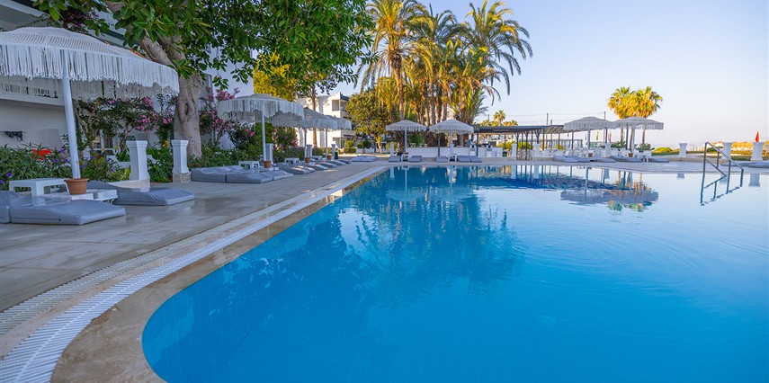 Luna Beach Hotel Bodrum  | 4 Gece Konaklamalı | İstanbul,İzmit,Bursa ve İzmir Hareketli