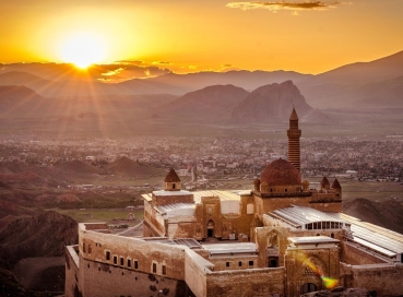 Uçaklı Güneydoğu Anadolu Turu |  4 Gece Otel Konaklamalı | Sabiha Gökçen Havalimanı Kalkışlı