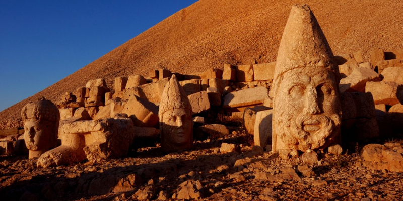 Uçaklı Güneydoğu Anadolu Turu |  4 Gece Otel Konaklamalı | Sabiha Gökçen Havalimanı Kalkışlı