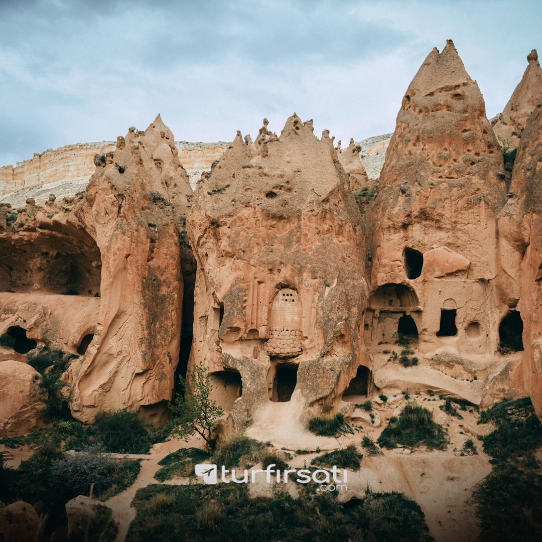 Kapadokya Ve Peri Bacaları Turu | 1 Gece Konaklamalı | İstanbul, Kocaeli ve Sakarya Hareketli