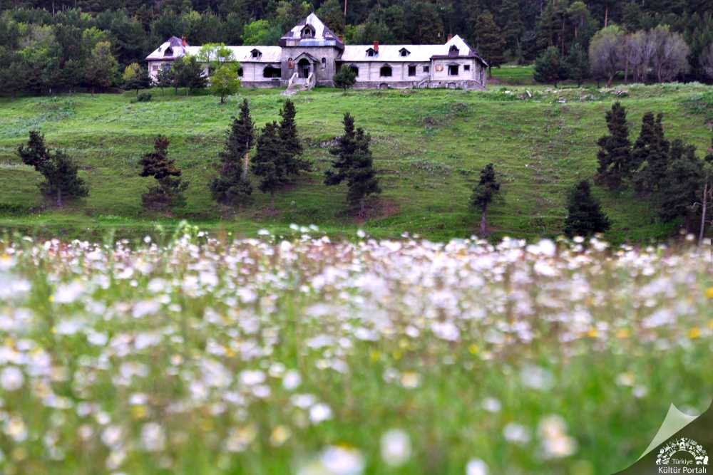Ankara Çıkışlı Uçaklı Doğu Ekspresi Butik Kars Erzurum Turu (Uçak Gidiş Dönüş)