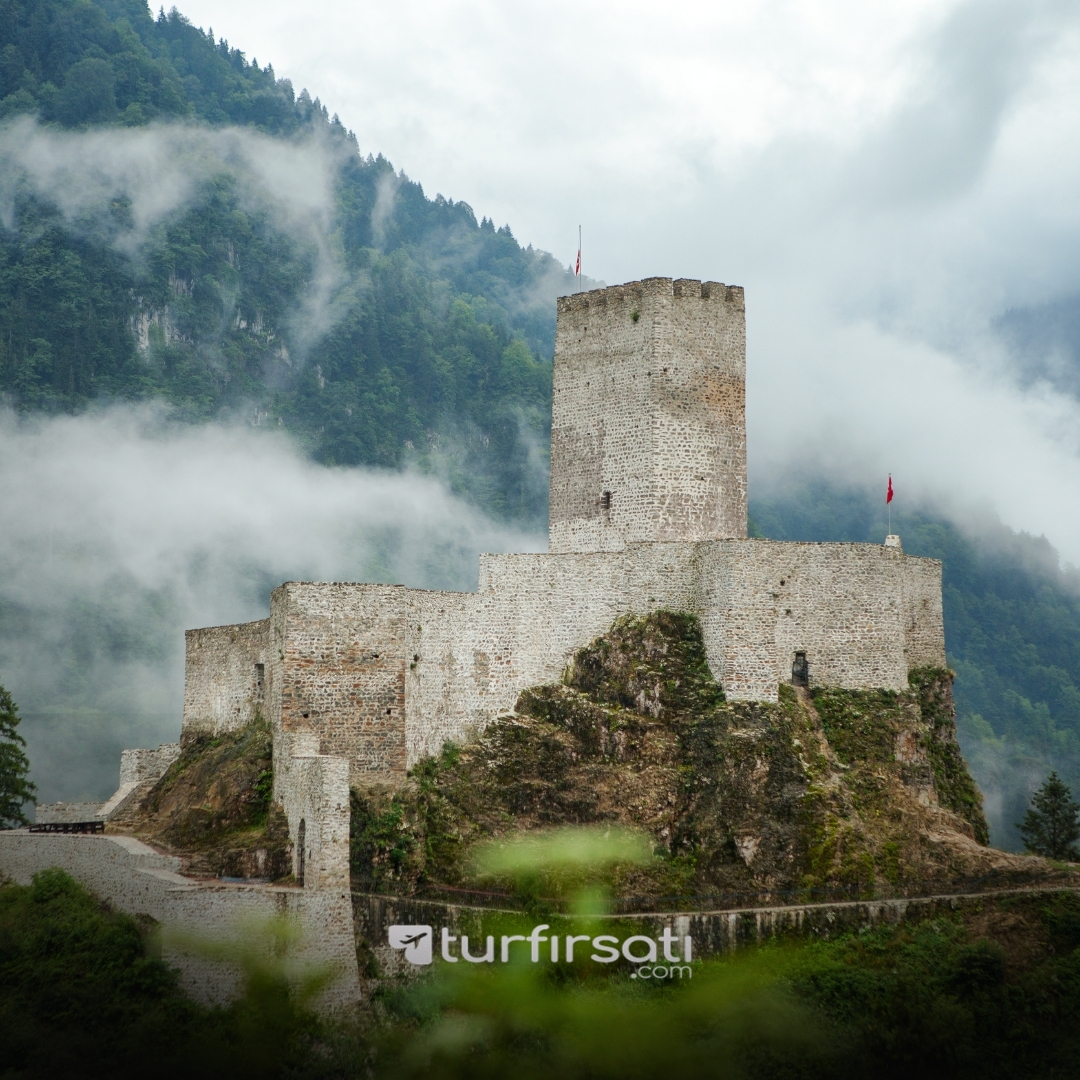 1 Mayıs Özel | Karadeniz Yaylalar Ve Batum Turu  | 3 Gece Konaklamalı | İstanbul,İzmit Ve Sakarya Hareketli