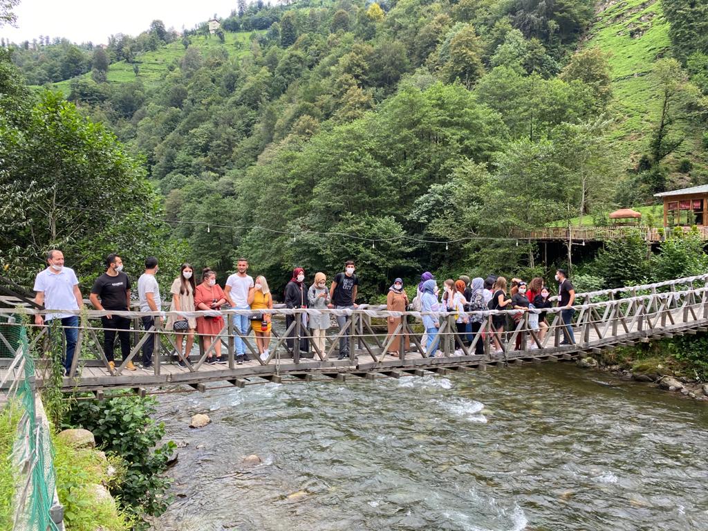 Karadeniz Yaylalar ve Batum Turu | 4 Gece Otel Konaklamalı | İstanbul, Kocaeli ve Sakarya Hareketli