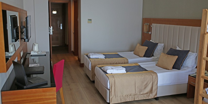 Antalya Tatili |Sunland Resort Hotel Beldibi| 4 Gece Otel Konaklamalı | İstanbul, İzmit Ve Sakarya Hareketli