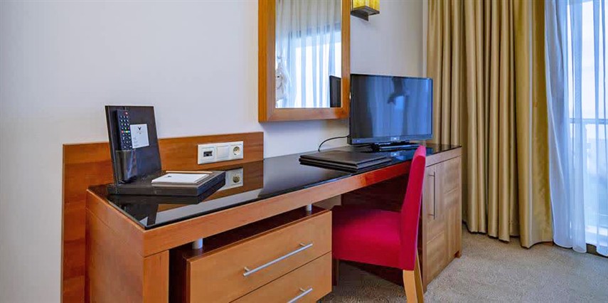 Antalya Tatili |Sunland Resort Hotel Beldibi| 4 Gece Otel Konaklamalı | İstanbul, İzmit Ve Sakarya Hareketli