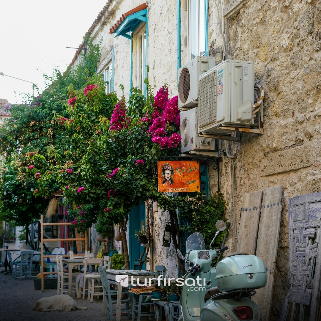 23 Nisan Özel | İzmir Çeşme Alaçatı Kuşadası Şirince Efes Turu |1 Gece Otel Konaklamalı