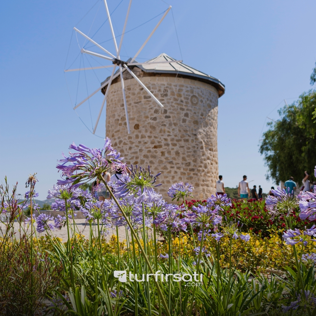 23 Nisan Özel | İzmir Çeşme Alaçatı Kuşadası Şirince Efes Turu |1 Gece Otel Konaklamalı