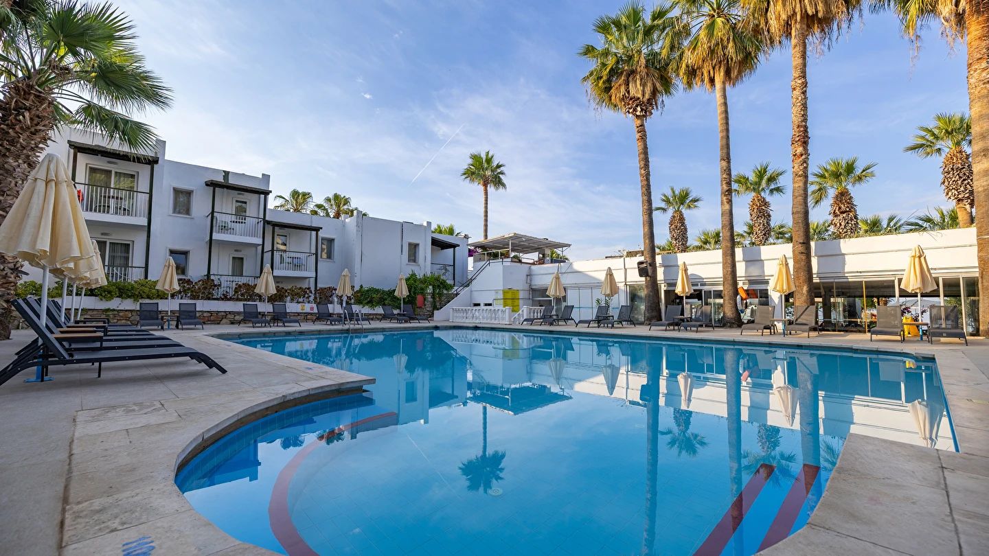  Sami Beach Hotel Bodrum | 4 Gece Konaklamalı | İstanbul , İzmit, Bursa ve İzmir Hareketli