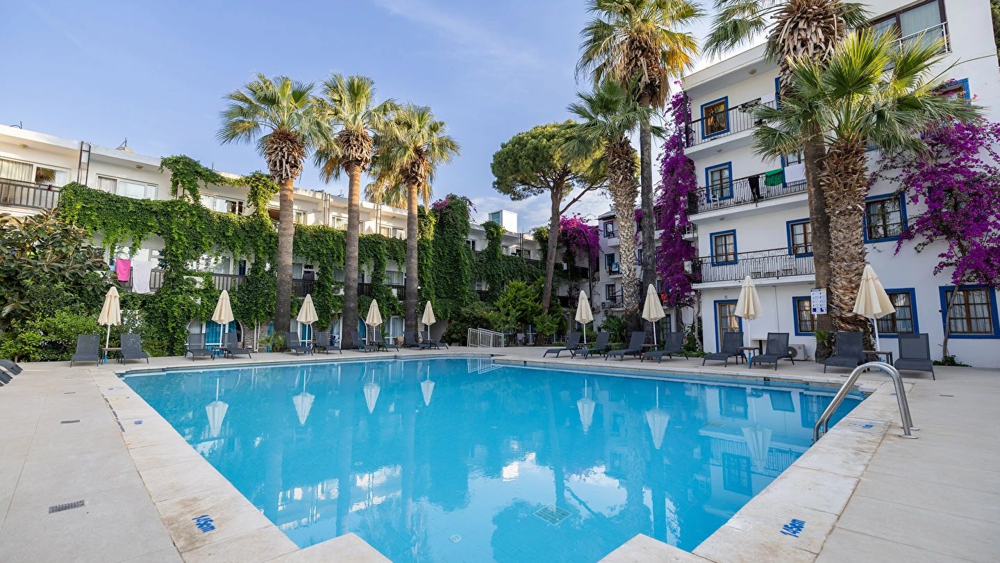  Sami Beach Hotel Bodrum | 4 Gece Konaklamalı | İstanbul , İzmit, Bursa ve İzmir Hareketli