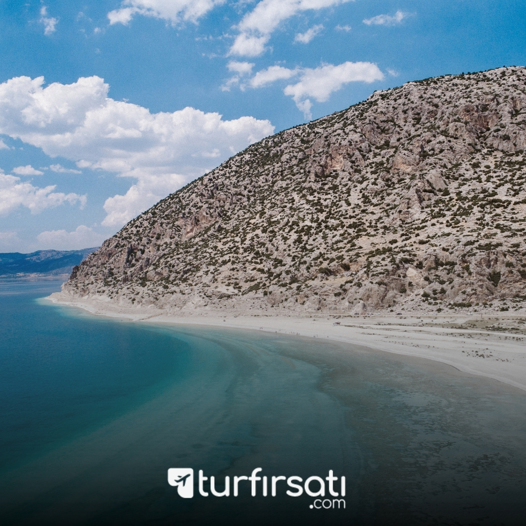 1 Mayıs Özel | Salda Gölü Pamukkale Çeşme Alaçatı Turu | 1 Gece Otel Konaklamalı | İstanbul Hareketli