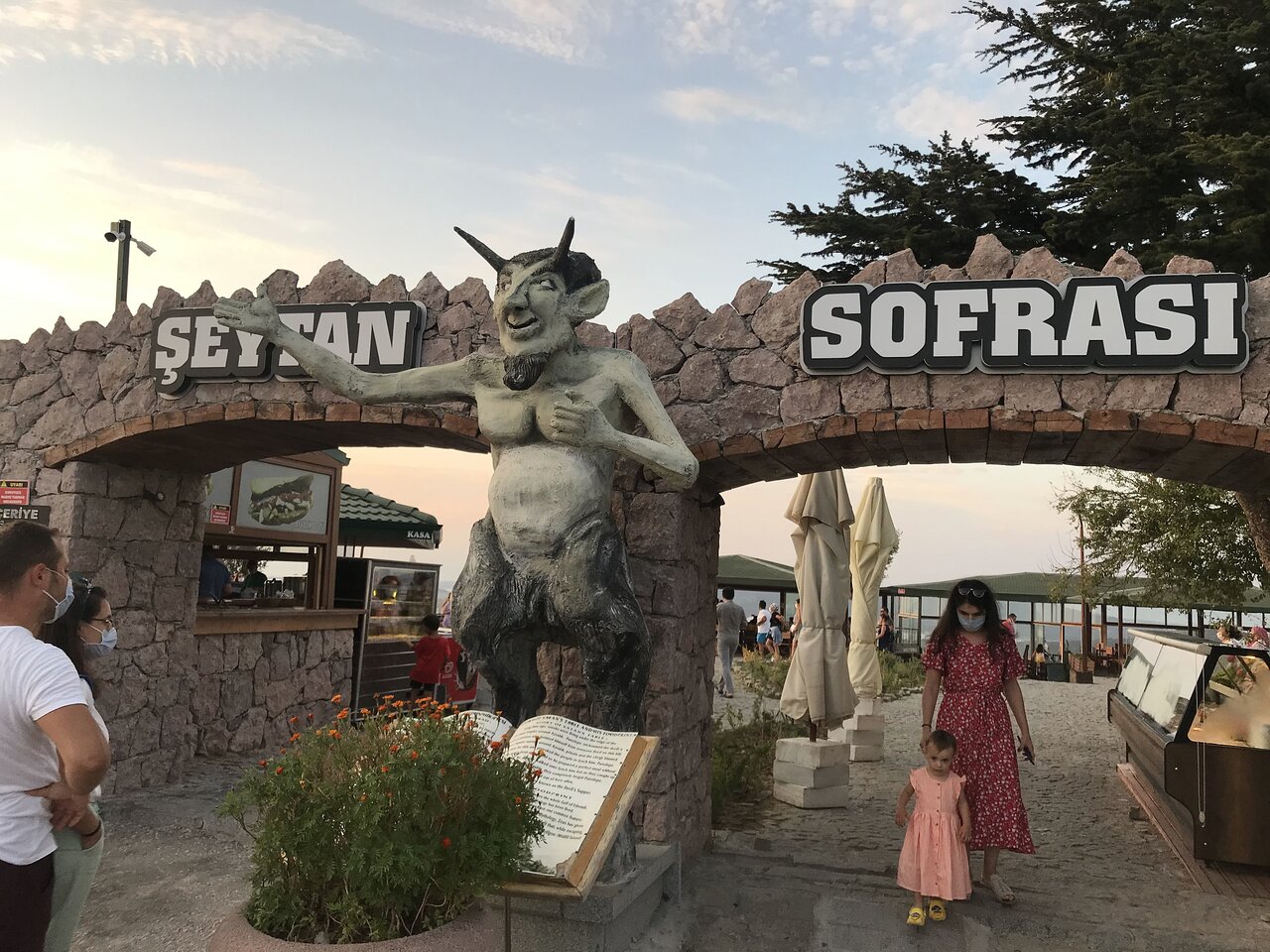 Bozcaada  Ayvalık Cunda Turu | 1 Gece Otel Konaklamalı | İstanbul Hareketli