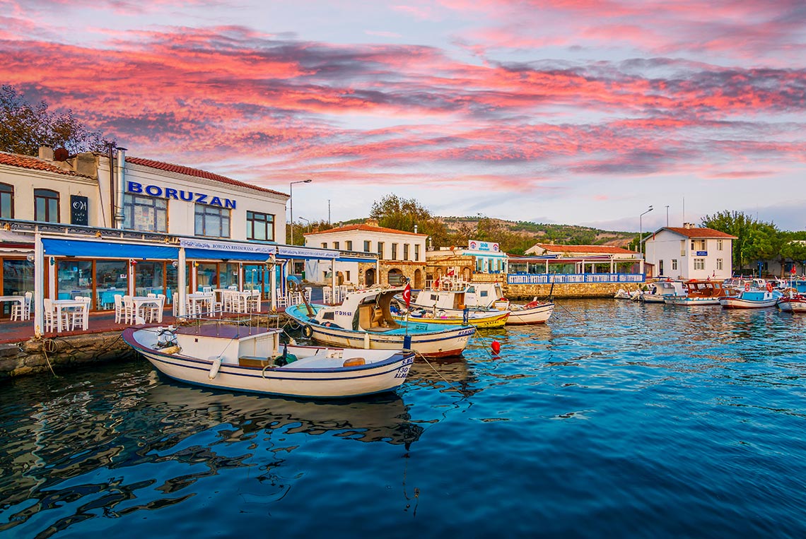 Bozcaada  Ayvalık Cunda Turu | 1 Gece Otel Konaklamalı | İstanbul Hareketli