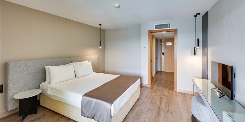 Royal Asarlık Beach Spa Hotel |4  Gece Konaklamalı | İstanbul,İzmit,Bursa Hareketli 