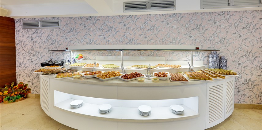 Royal Asarlık Beach Spa Hotel |4  Gece Konaklamalı | İstanbul,İzmit,Bursa Hareketli 