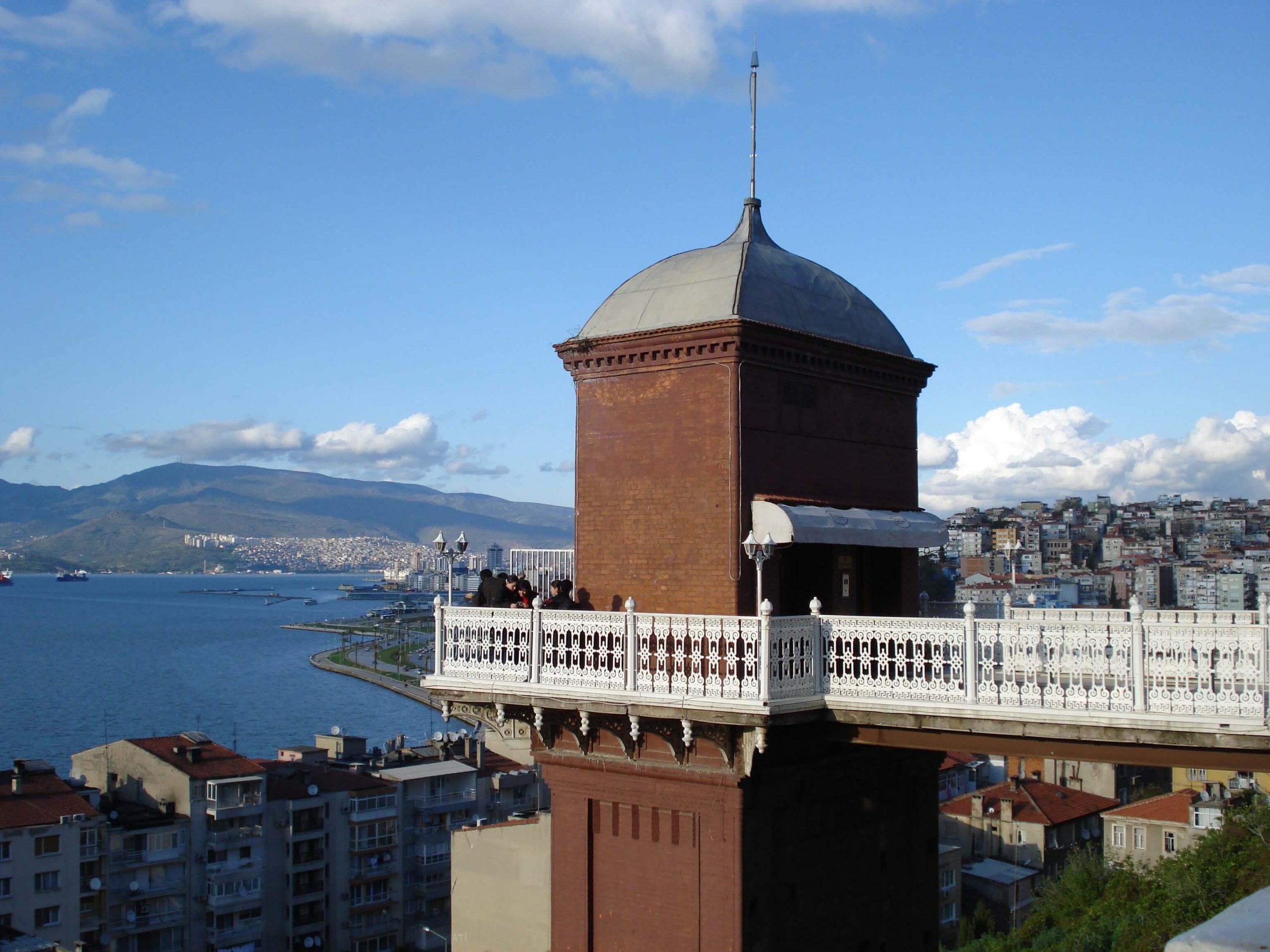 Ege Rüyası  Turu| 1 Gece Konaklamalı | İstanbul ve Bursa Hareketli