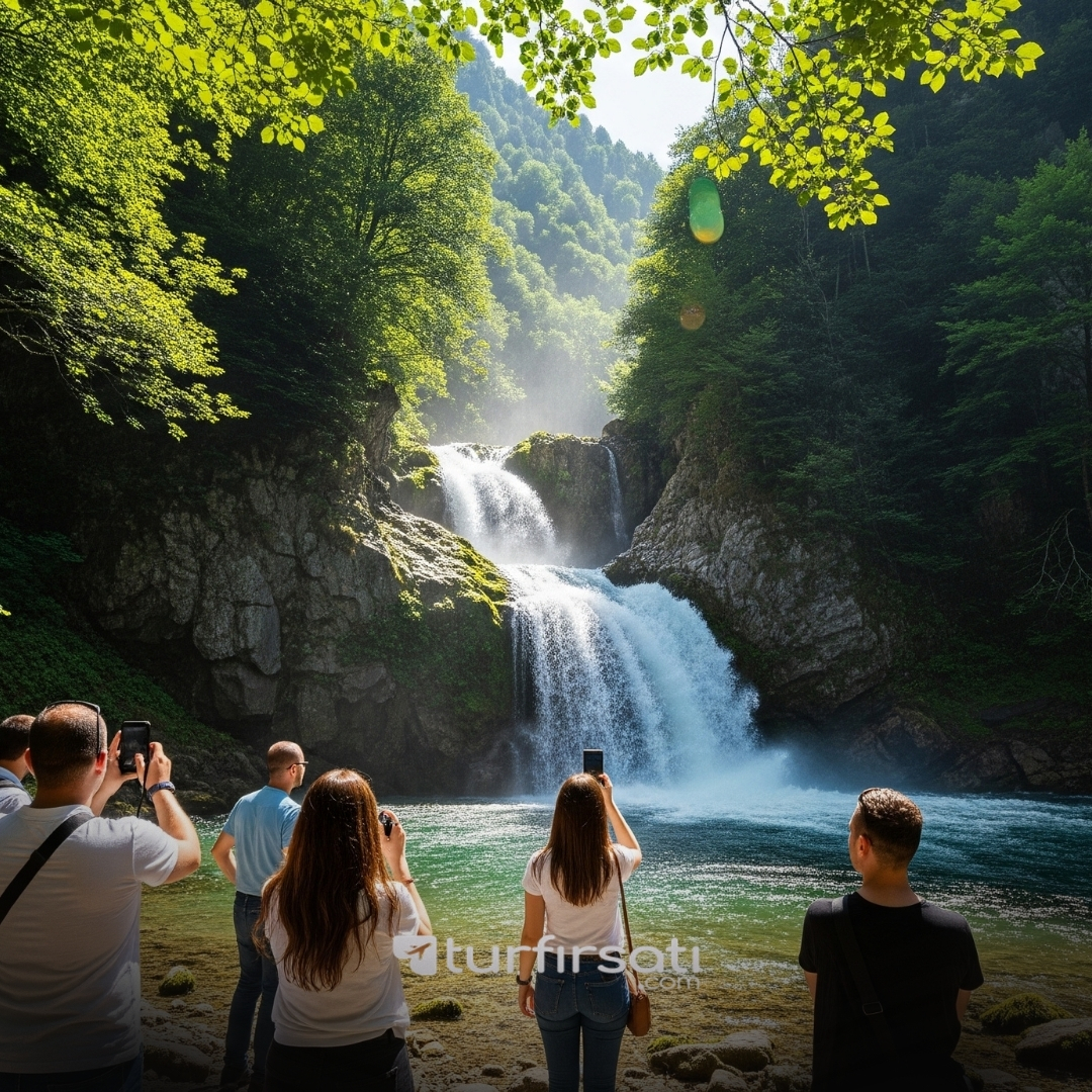 1 Mayıs Özel Uçaklı Karadeniz Yaylalar Ve Batum Turu  | 3 Gece Konaklamalı | İstanbul  Hareketli