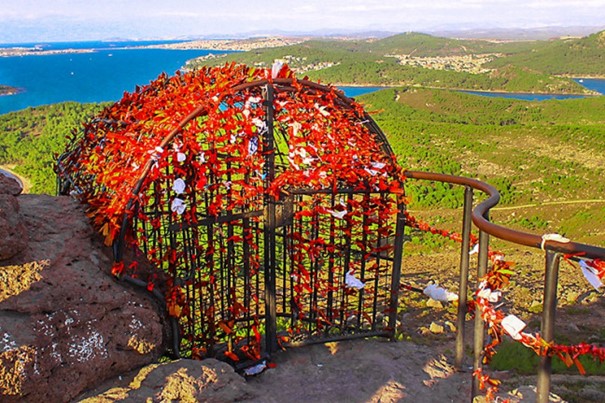 Kazdağları Assos Truva Çanakkale Şehitlik Turu | 1 Gece Otel Konaklamalı |  İstanbul Çıkışlı 