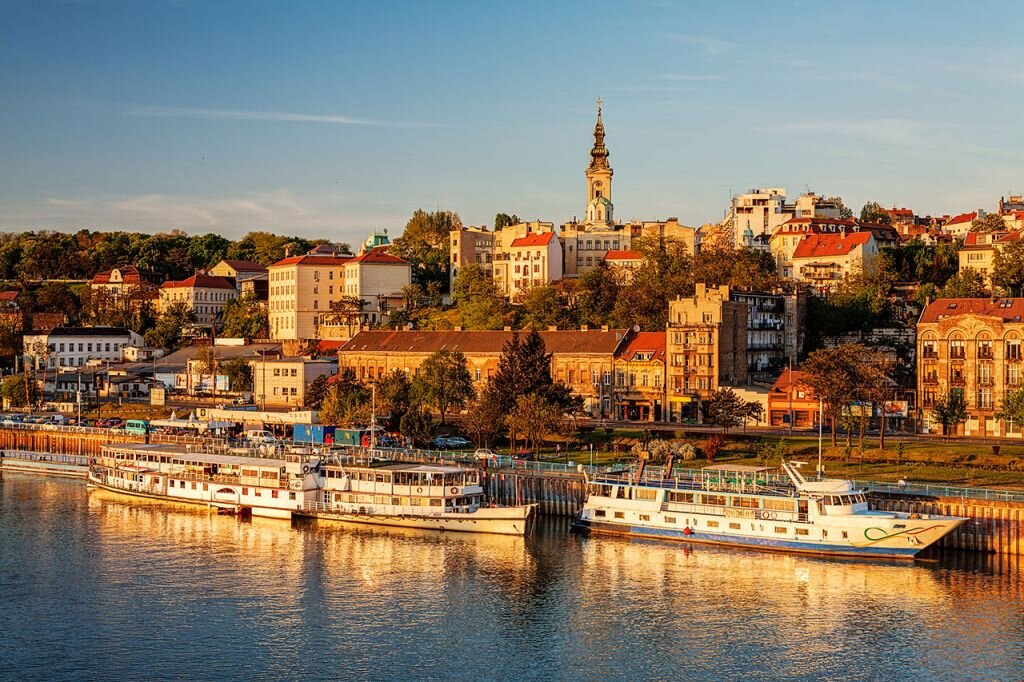 Vizesiz Uçaklı Balkan Masalı Turu  |  7 Gece Otel Konaklamalı | Ajet Havayolları | İzmir Hareketli  | 