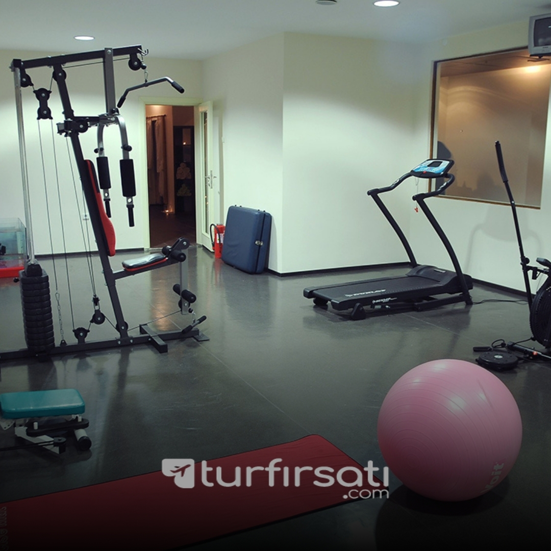 Kampanyalı Uludağ Turu | Fahri Hotel | 1 Gece Konaklamalı Kayak Dahil | İstanbul Hareketli