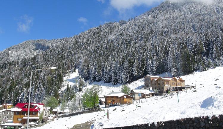 Uçaklı Bambaşka Batum Tiflis Kars Erzurum Doğu Ekspresi Turu | 3 Gece Otel Konaklamalı | Sabiha Gökçen Havalimanı Hareketli 