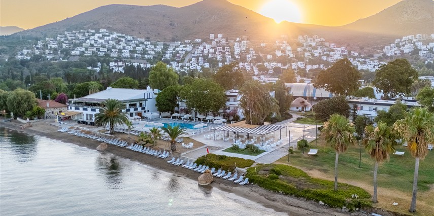 Luna Beach Hotel Bodrum  | 4 Gece Konaklamalı | İstanbul,İzmit,Bursa ve İzmir Hareketli