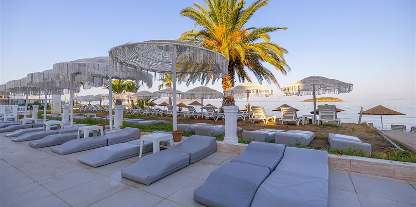 Luna Beach Hotel Bodrum  | 4 Gece Konaklamalı | İstanbul,İzmit,Bursa ve İzmir Hareketli