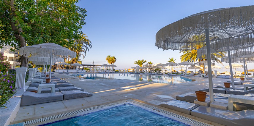 Luna Beach Hotel Bodrum  | 4 Gece Konaklamalı | İstanbul,İzmit,Bursa ve İzmir Hareketli