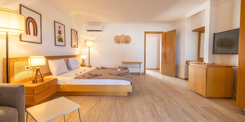 Luna Beach Hotel Bodrum  | 4 Gece Konaklamalı | İstanbul,İzmit,Bursa ve İzmir Hareketli