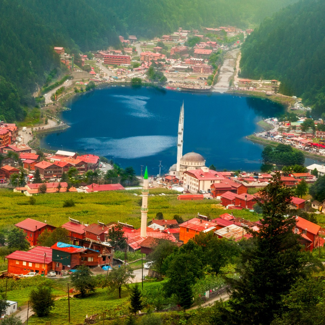 Rüya Gibi  |  Uçaklı Karadeniz Yaylalar  Ve Batum Turu  | 3 Gece Konaklamalı 
