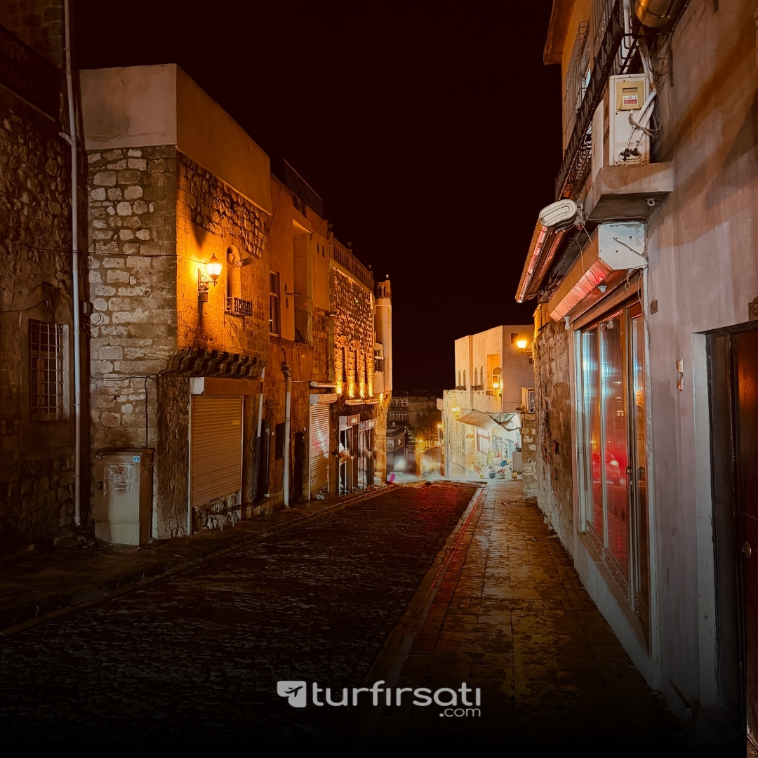 Uçaklı Uzak Şehir Mardin Midyat Turu   |  2 Gece Otel Konaklamalı  |  İstanbul Çıkışlı