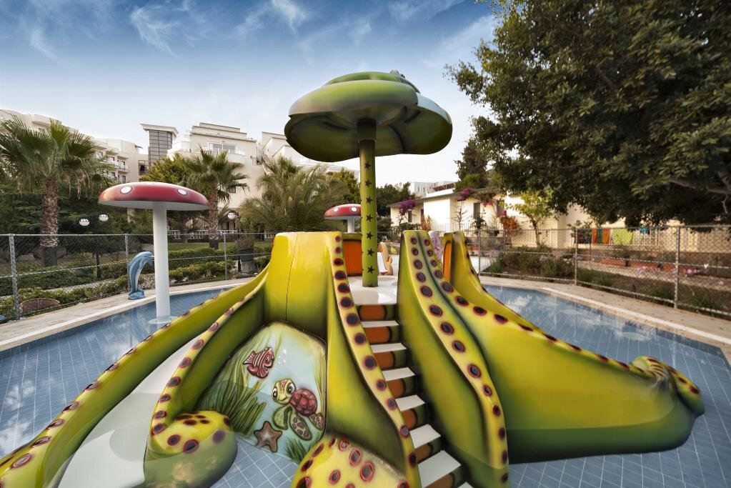 Golden Age Yalıkavak Hotel 3 Gece 4 Gün Uçaklı