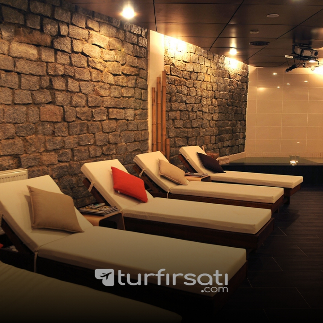 Kampanyalı Uludağ Turu | Fahri Hotel | 2 Gece Konaklamalı Kayak Dahil | İstanbul Hareketli