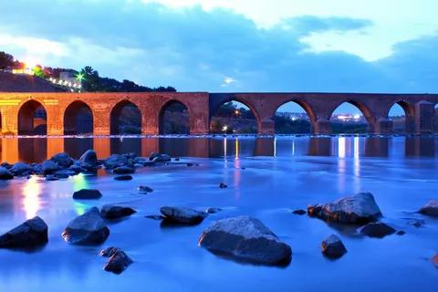 Uçaklı Gap Turu 3 Gece Otel Konaklamalı İstanbul Hareketli