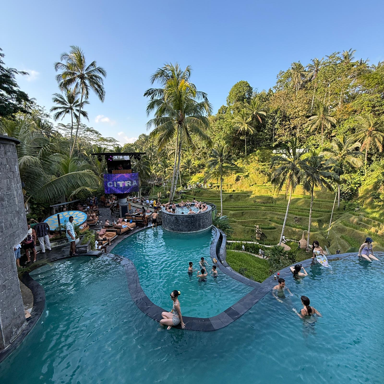 Thy ile Direkt Uzakdoğu Bali ve Singapur Turu 6 Gece Konaklamalı İstanbul Hareketli