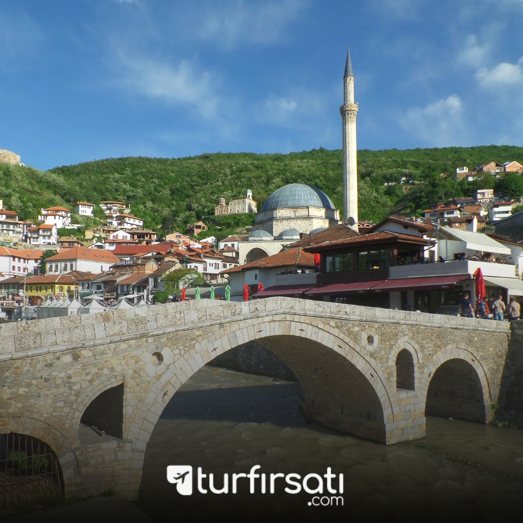 Balkan Üçlüsü Turu Pegasus Hava Yolları ile Vizesiz / 3 Gece Otel Konaklamalı / İstanbul Çıkışlı