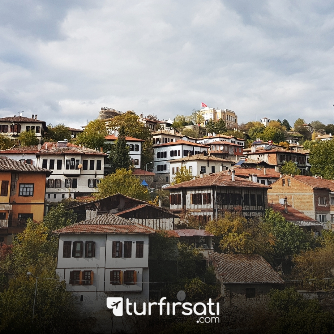 1 Mayıs Özel | Safranbolu Amasra Abant Turu | 1 Gece Otel Konaklamalı | İstanbul Hareketli